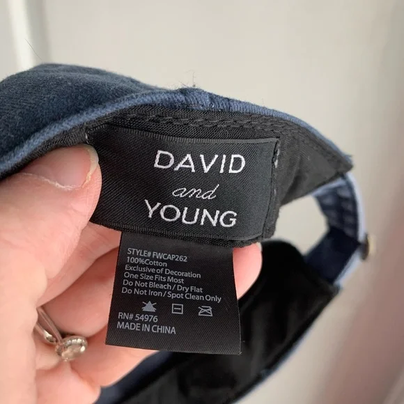 David and Young Dog Mom Cap in Dark Blue - Picture 4 of 6